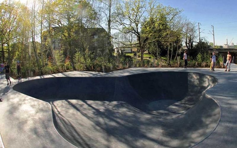 Rennes Bowl