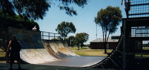 Reservoir Mini Ramp photo 8