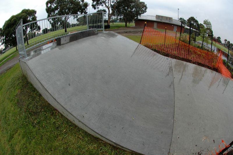 Reservoir Mini Ramp