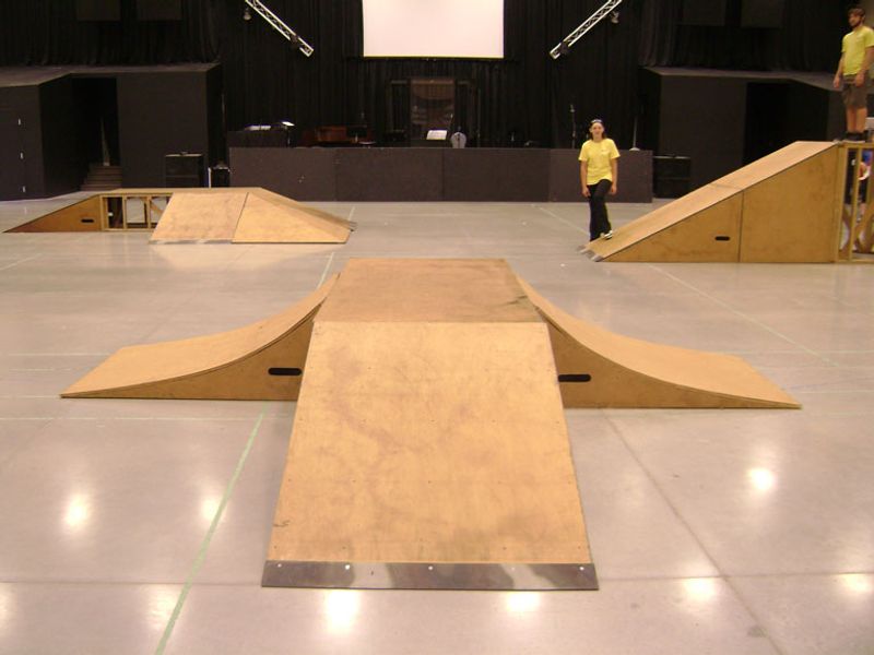 Revert Indoor Skatepark