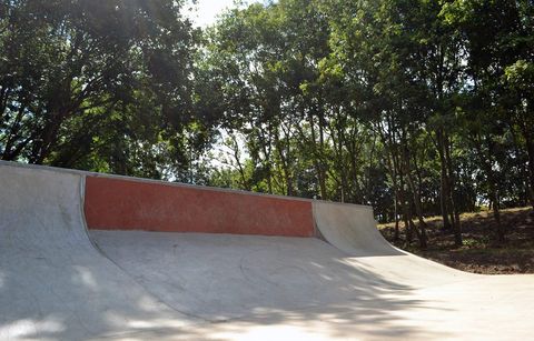Rivermead Skatepark photo 3