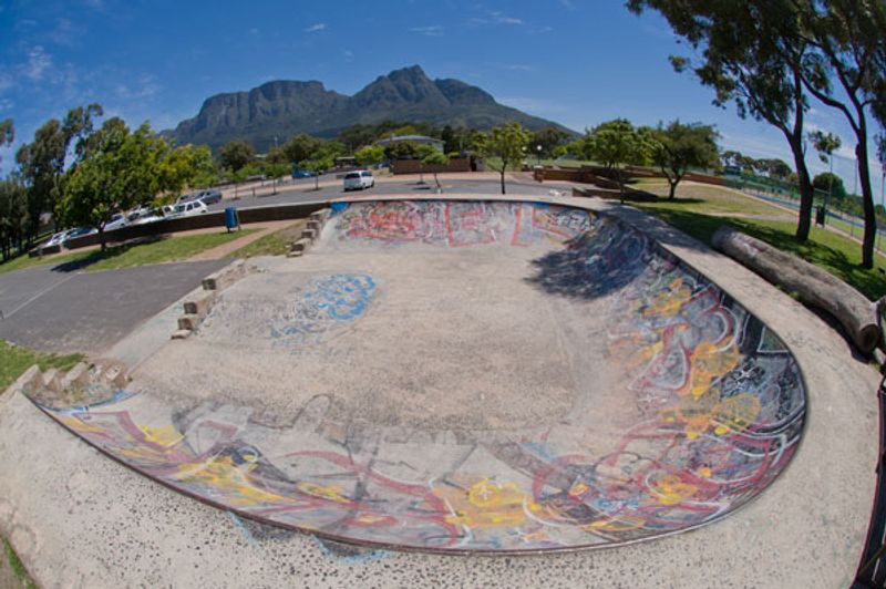 Rondebosch Bowl