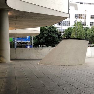 Uni Bank 