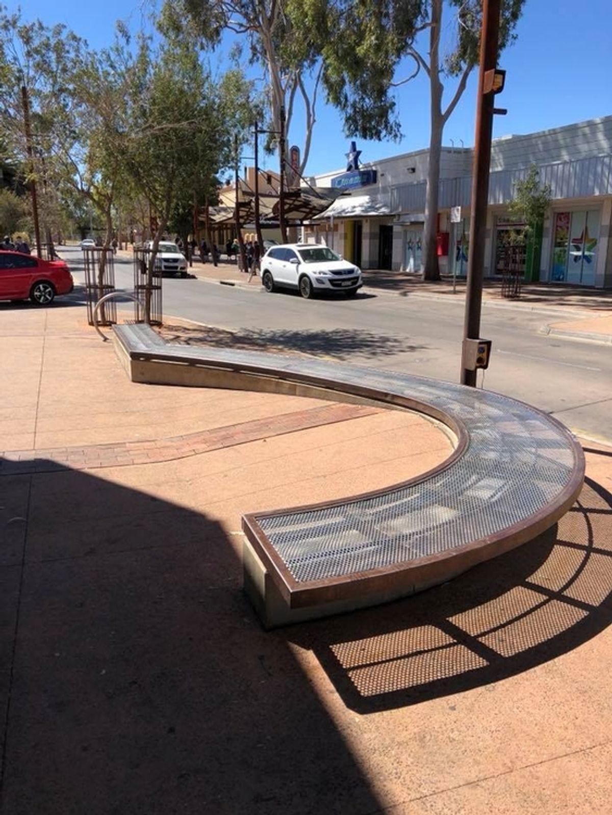 Round Manny skate spot