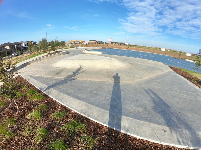 Roxburgh Park Skate Thing