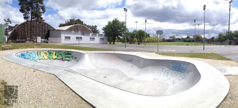 Saint Medard En Jalles Bowl 