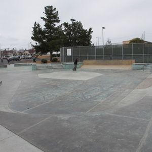 Foster City Skate Plaza