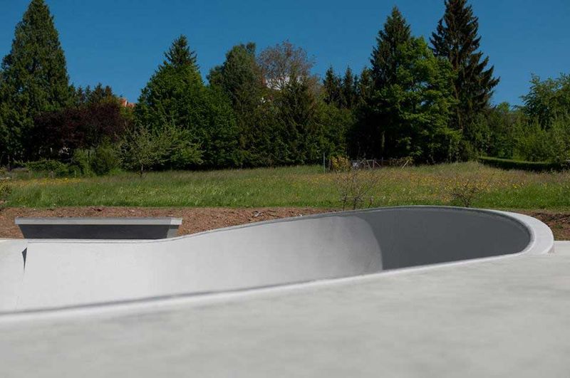 Weil im Schonbuch Bowl