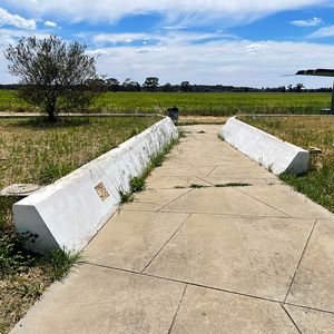 Calder Woodburn Bank