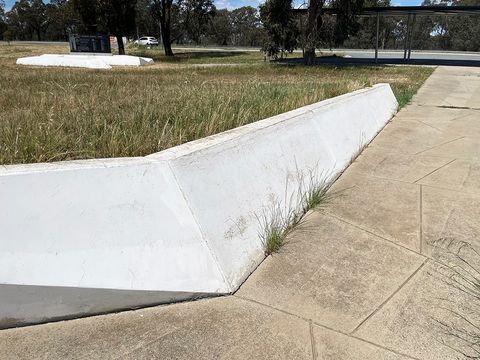 Calder Woodburn Bank photo 4
