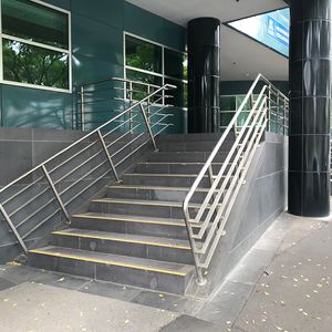 Lincoln Rail 