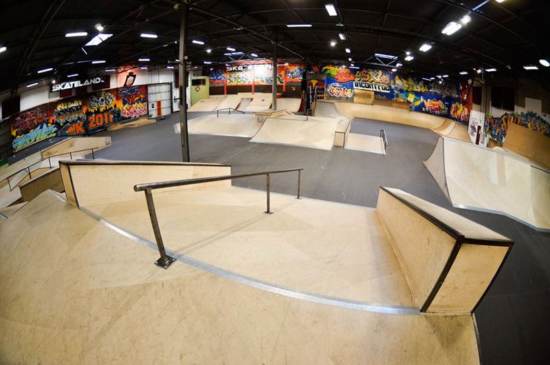 Skateland Indoor Park 