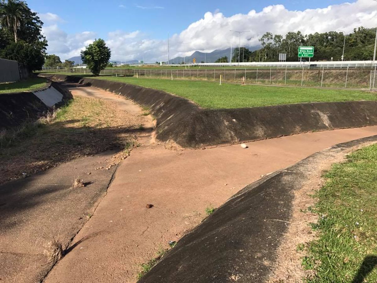 Woree Ditch skate spot
