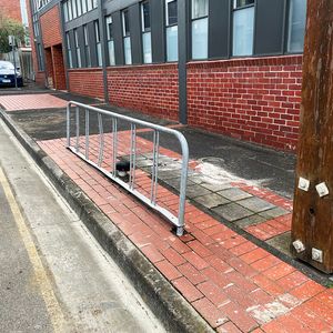 Smythe Place Rail 