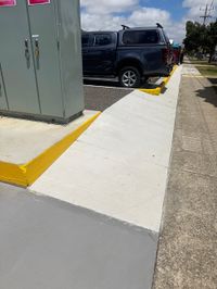 Railway Curb