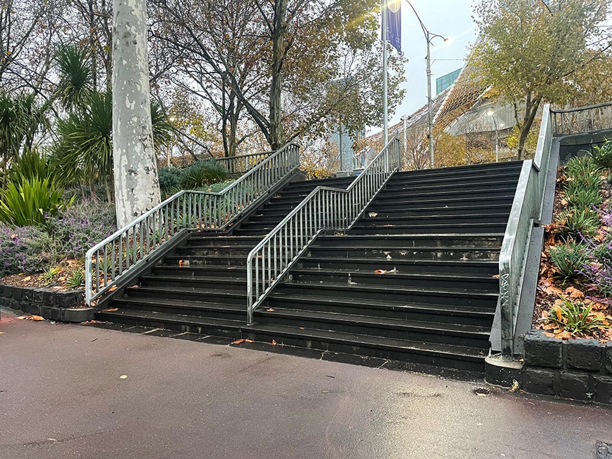 Spliff Kink skate spot