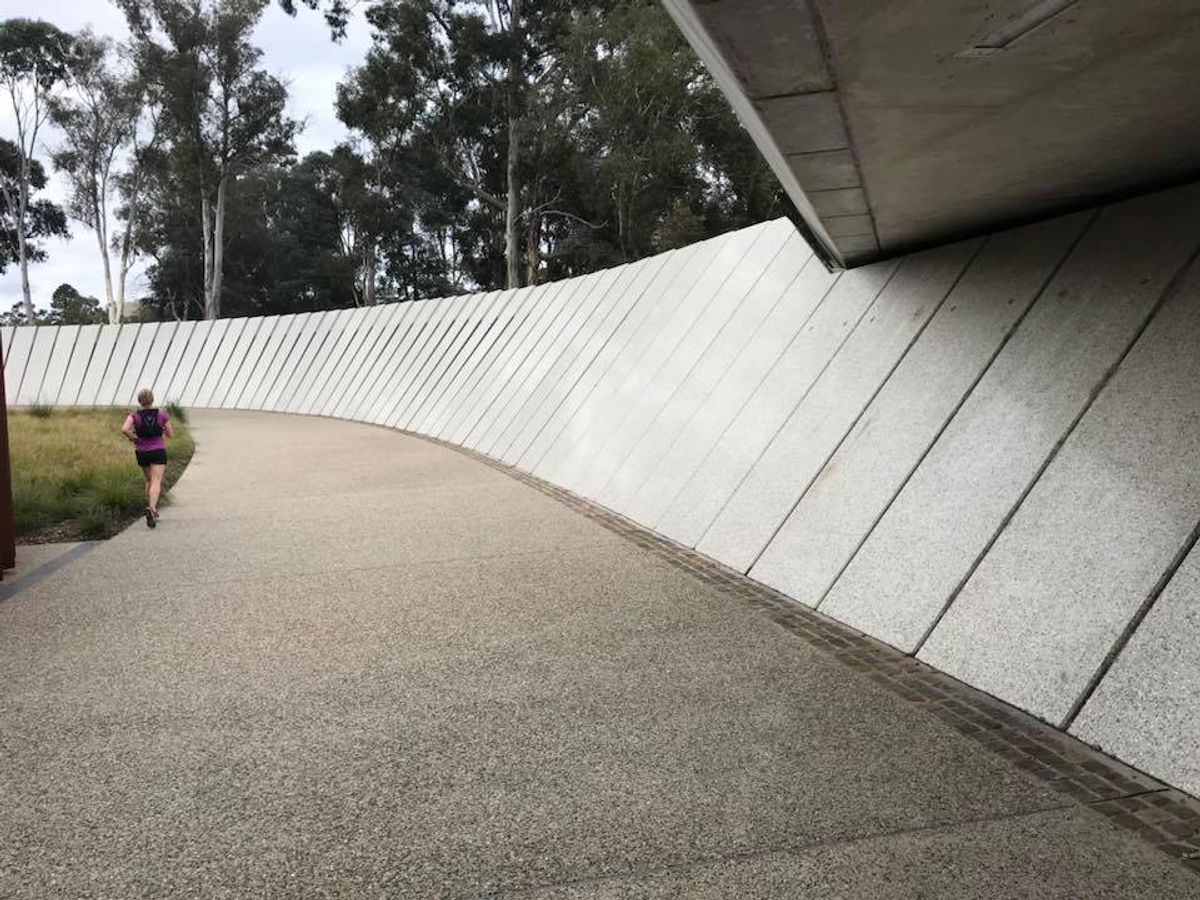 Bowen Place Bank skate spot