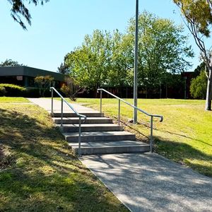 Vic Uni Rail
