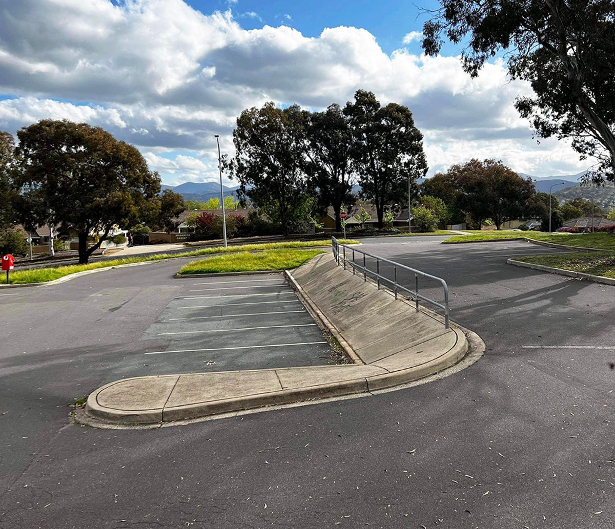 Sternberg Banks skate spot