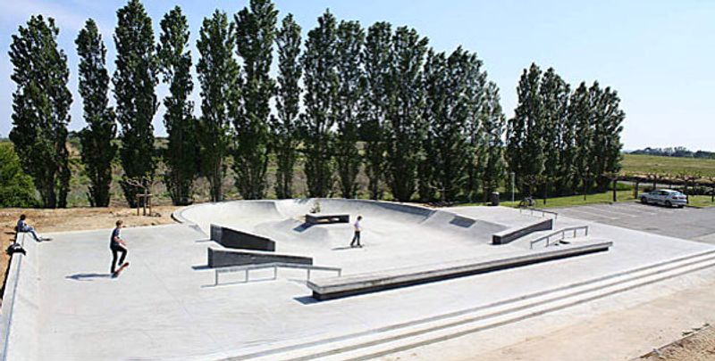 St Georges D'orques Skatepark 