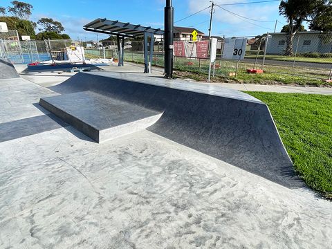 St Leonards Skatepark photo 7