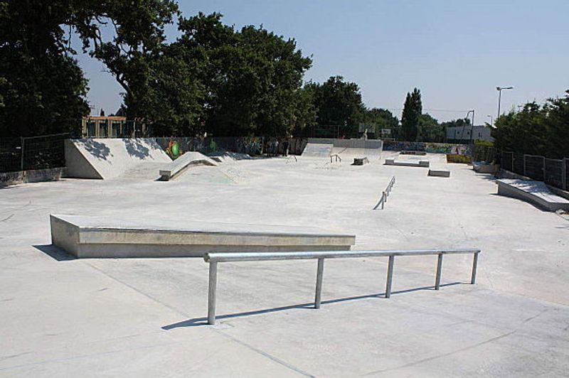 Saint Martin de Crau Skatepark