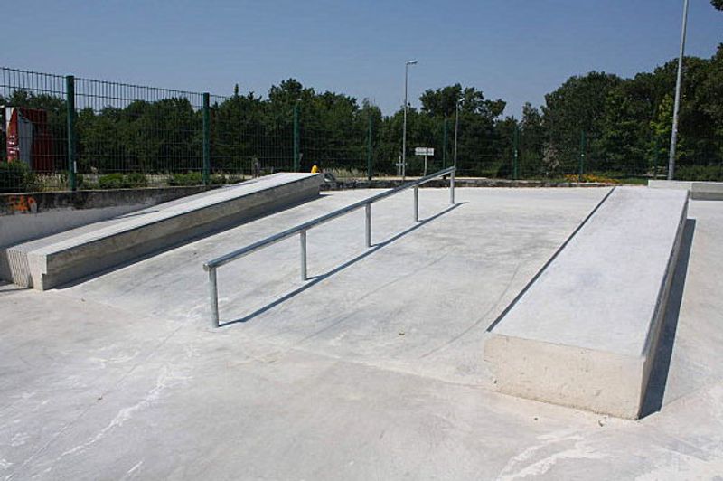 Saint Martin de Crau Skatepark