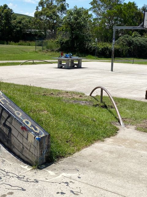 Suffolk Park Skatepark photo 9