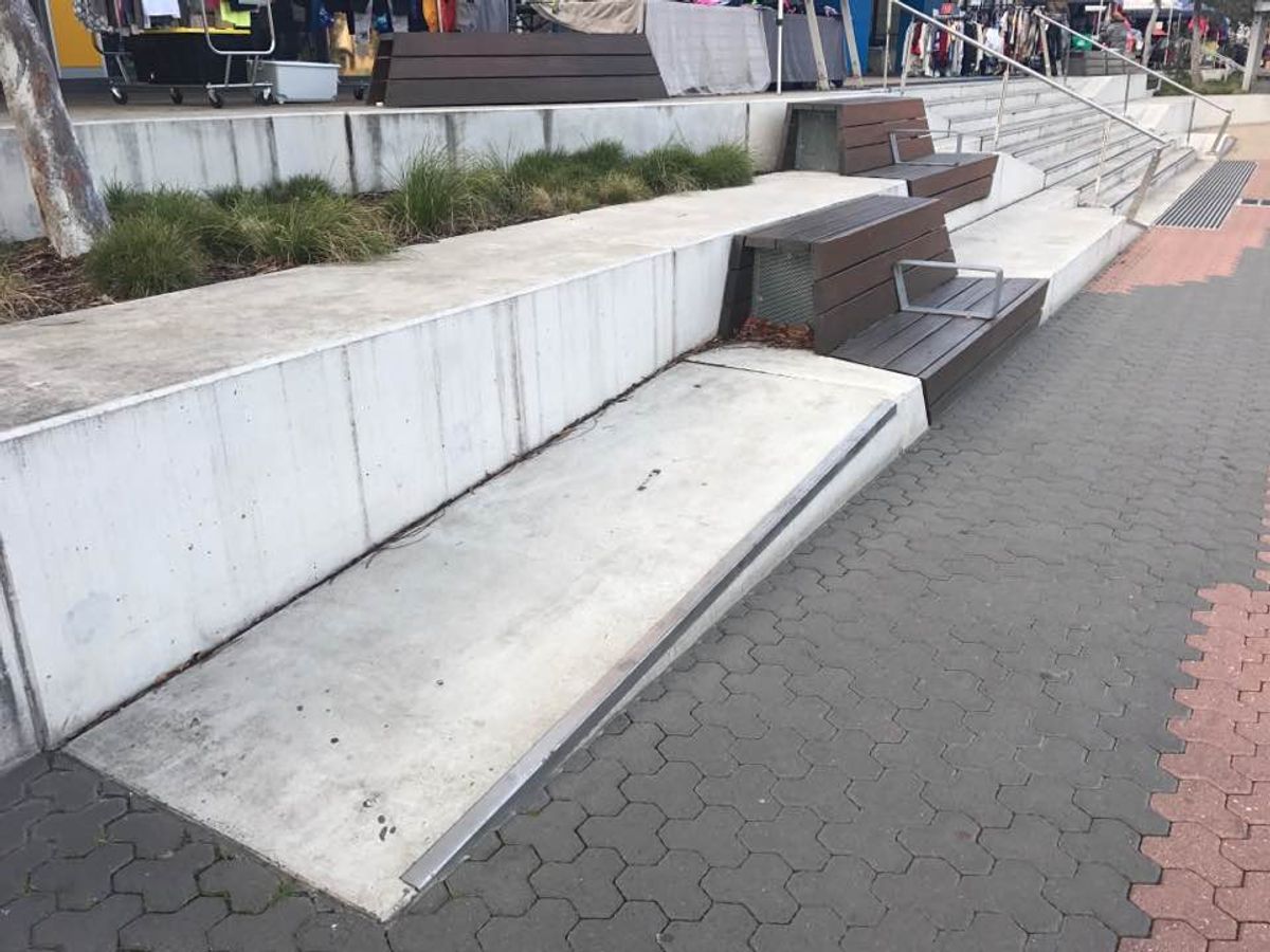 Hampshire Kicker Bench skate spot