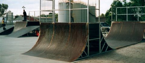 Swan Hill Skate Park photo 2