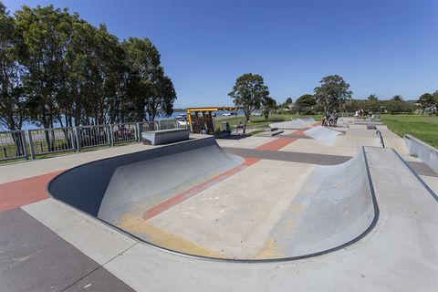Swansea Skatepark photo 3