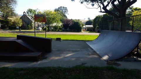 Swifts Creek Skatepark photo 2