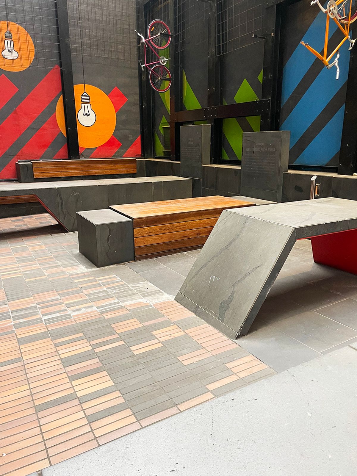 Table Bank skate spot