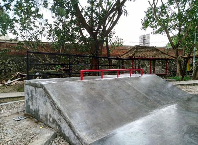 Taman Loang Baloq Skatepark