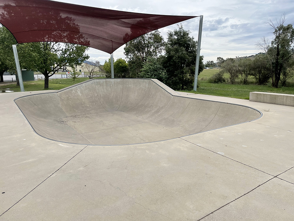 Tangambalanga Bowl