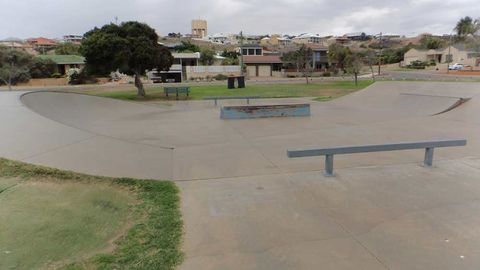 Tarcoola Beach Skate Park photo 2