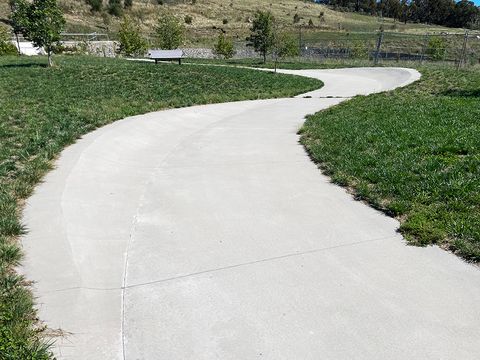 Taylor Downhill photo 3