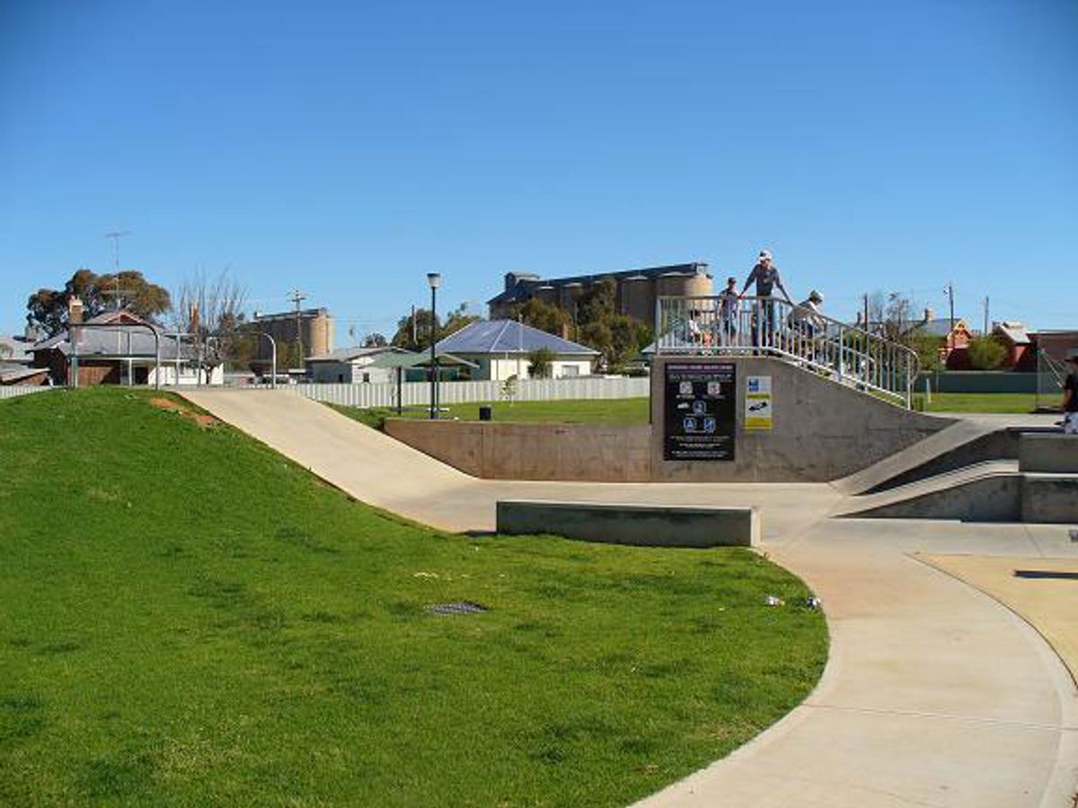 Temora Skate Park skatepark