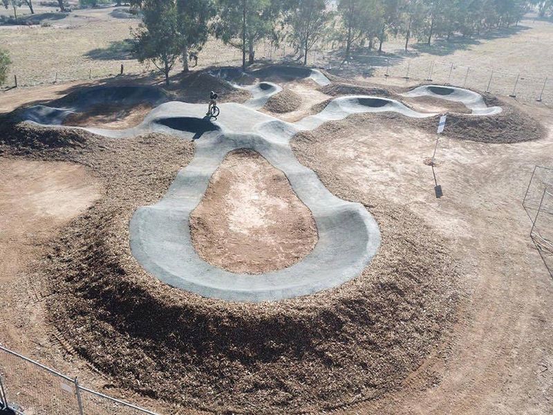 Stockinbingal Pump Track 