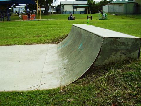 Tiaro (CLOSED) Skatepark photo 6