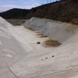Lake Calaveras Ditch
