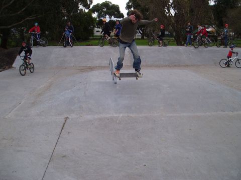 Toora Skatepark photo 6