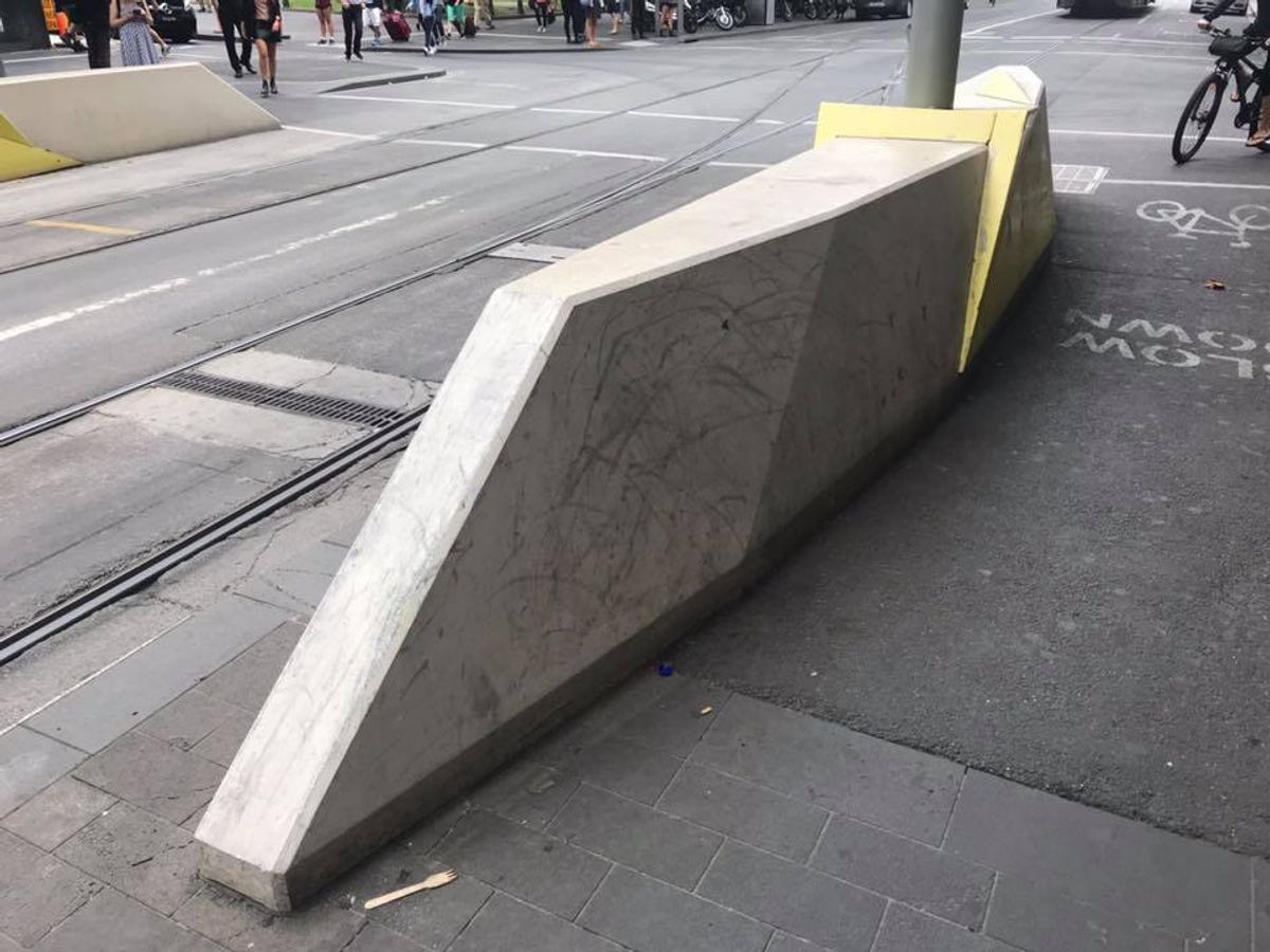 Tram Barrier skate spot