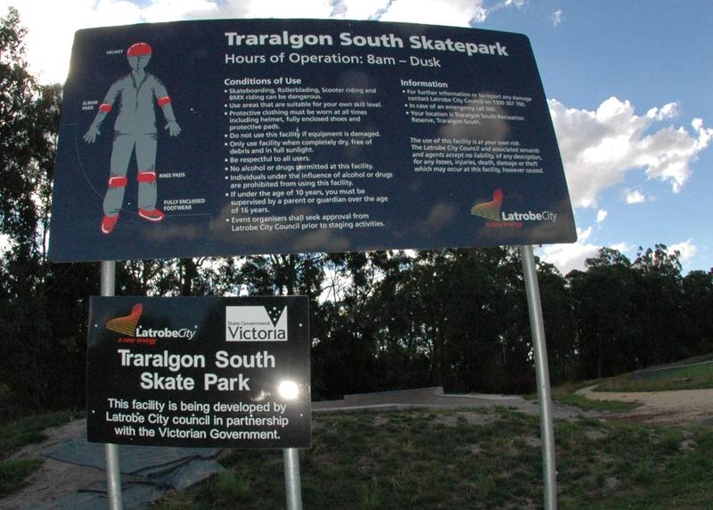 Traralgon South Bowl