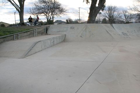 Tumut Skatepark photo 19