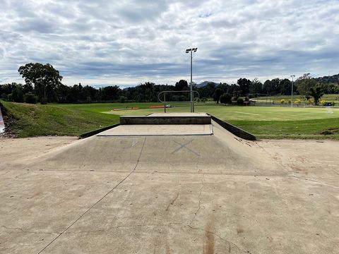 Tumut Skatepark photo 6