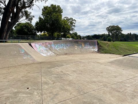 Tumut Skatepark photo 7