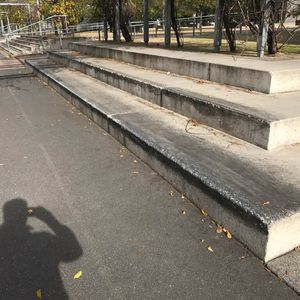 Uni Square Stairs
