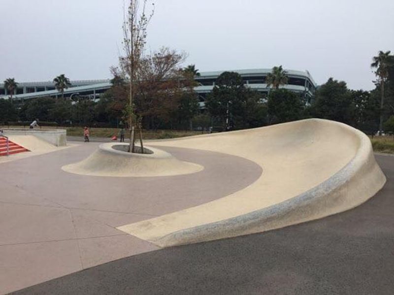 Urayasu City Athletic Skatepar