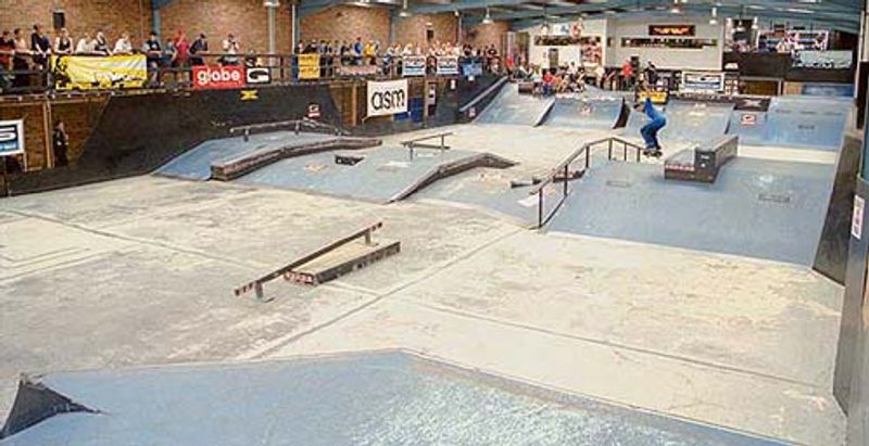 Vert X Indoor (CLOSED)